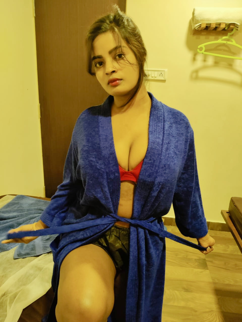Call Girls In Green Park 8447002787 Call Girl No In Justdial Delhi