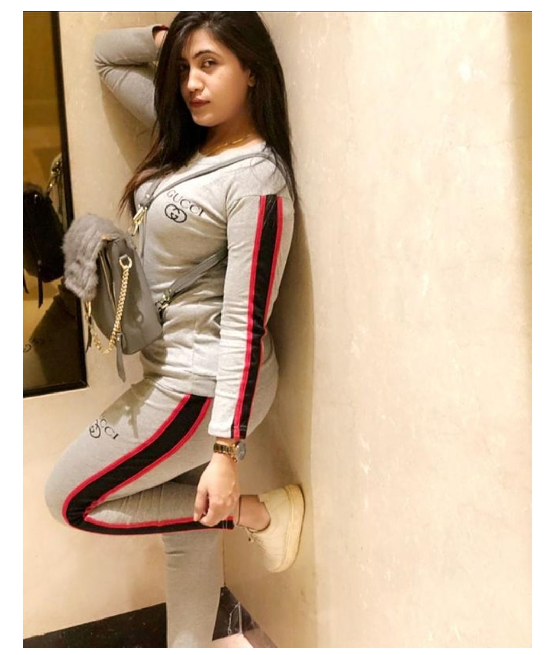 9990186833 Low Rate Call Girls in New friends Colony, Delhi …