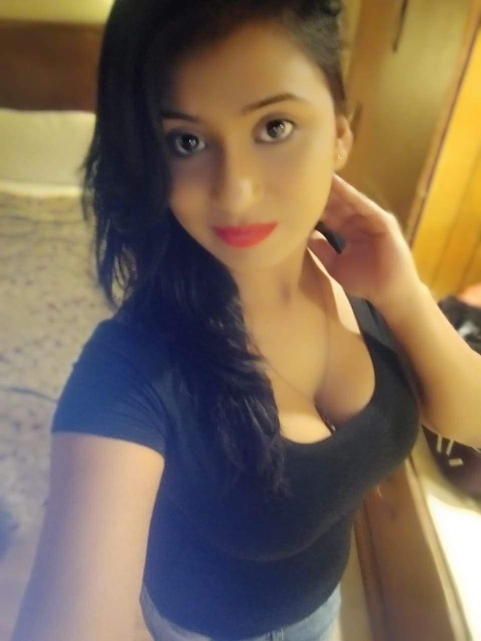 Call girls in delhi for your satisfying desirement is done in shot and night period